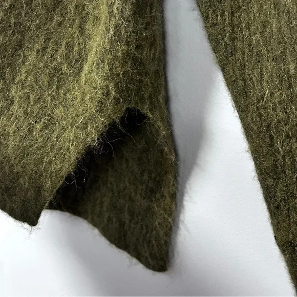Madewell Cropped Alpaca Blend Deep Olive Green, Super Soft Preppy Sweater, L - Picture 5 of 10